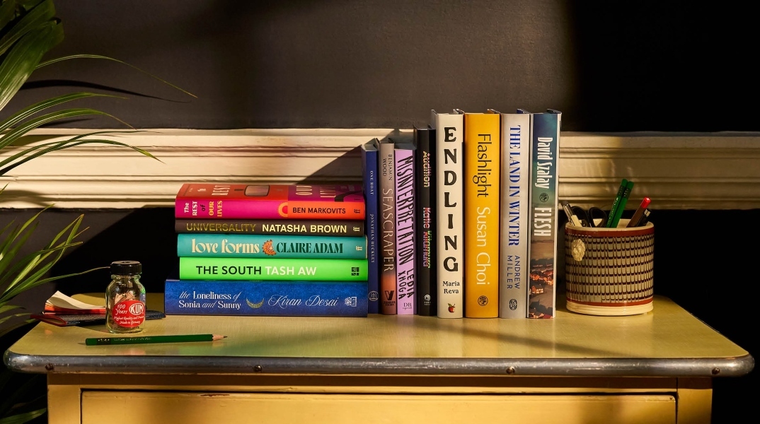 Βραβείο Booker 2025: Λογοτεχνικά ταξίδια από τη Μαλαισία ως την Ουκρανία