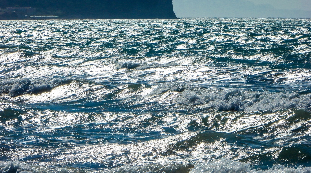 Στη θάλασσα, μαζί με τ’ άλλα τα παιδάκια