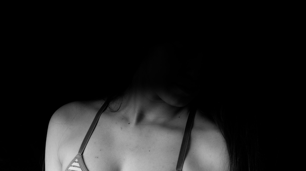 Στέρνο γυναίκας