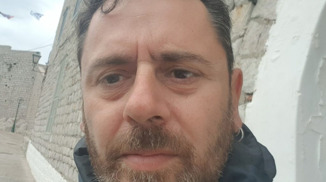 Ο φωτογράφος Γιάννης Δημητράς