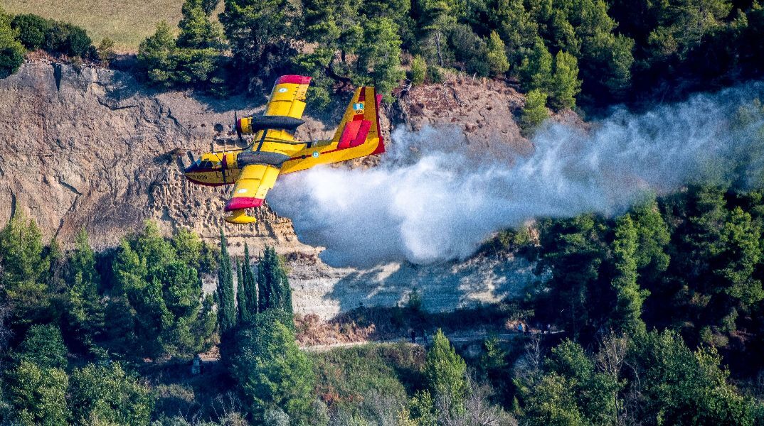 Φωτιά στα Πετράλωνα Μεσσηνίας: Νέο μήνυμα 112 για εκκένωση προς Μελιγαλά