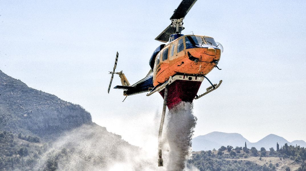 Υπό έλεγχο η φωτιά στην Καλλιτεχνούπολη - 70 εστίες πυρκαγιάς το τελευταίο 24ωρο