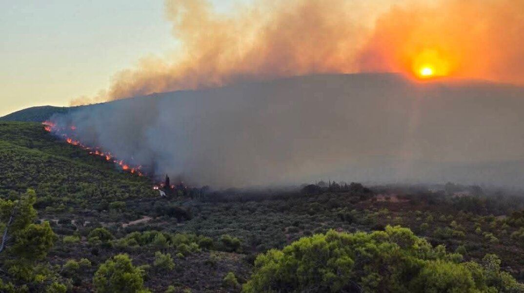Φωτιά στη Ζάκυνθο