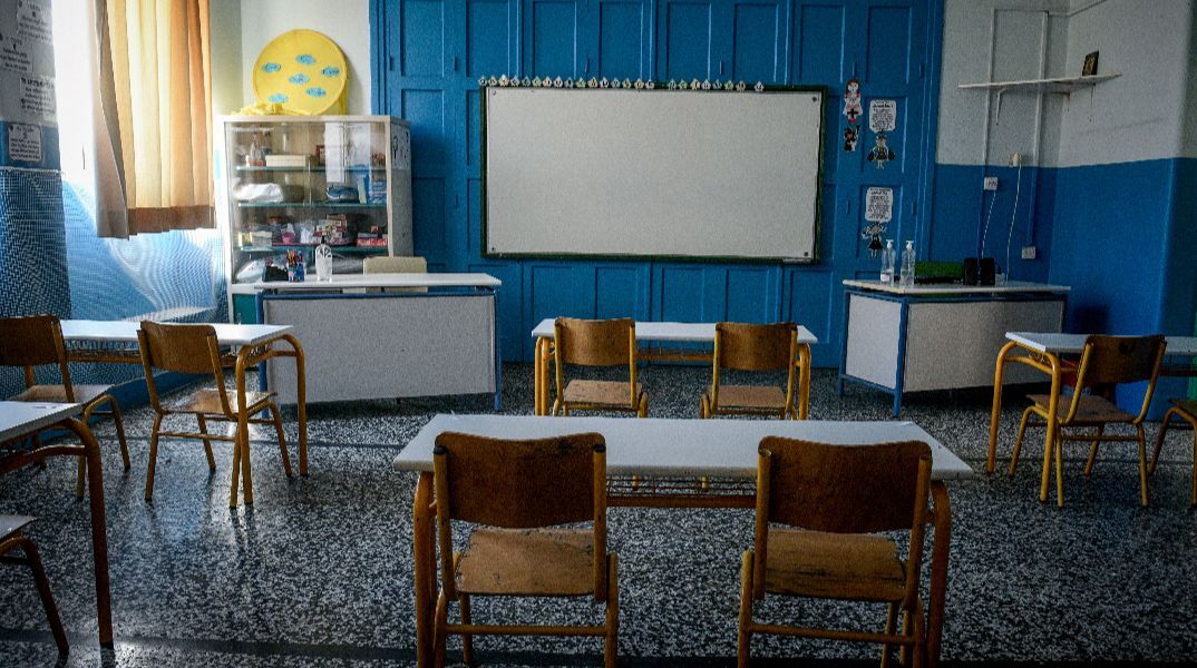 Από σήμερα ως τις 18 Αυγούστου η υποβολή αιτήσεων για τον διορισμό 10.000 εκπαιδευτικών