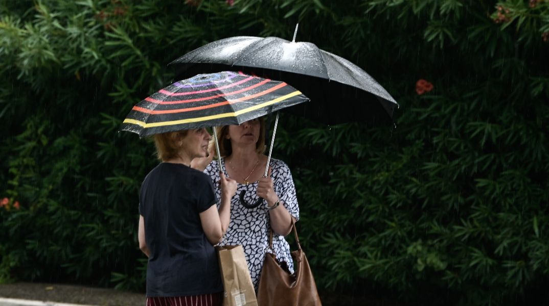 Καιρός: Σε ποιες περιοχές θα βρέχει το τριήμερο του Δεκαπενταύγουστου - Η πρόγνωση Αρναούτογλου