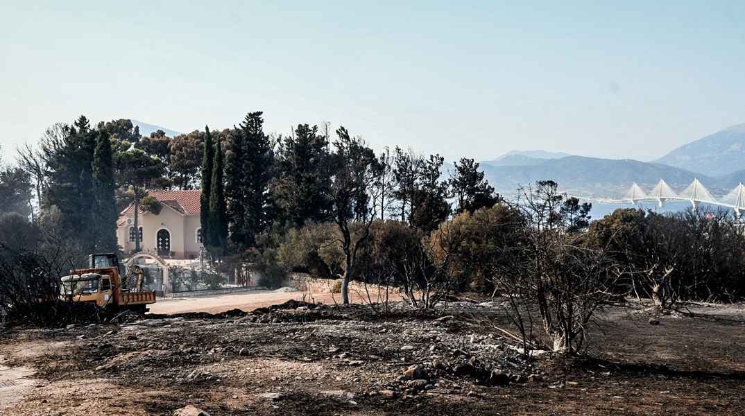 Καμένα στην Πάτρα