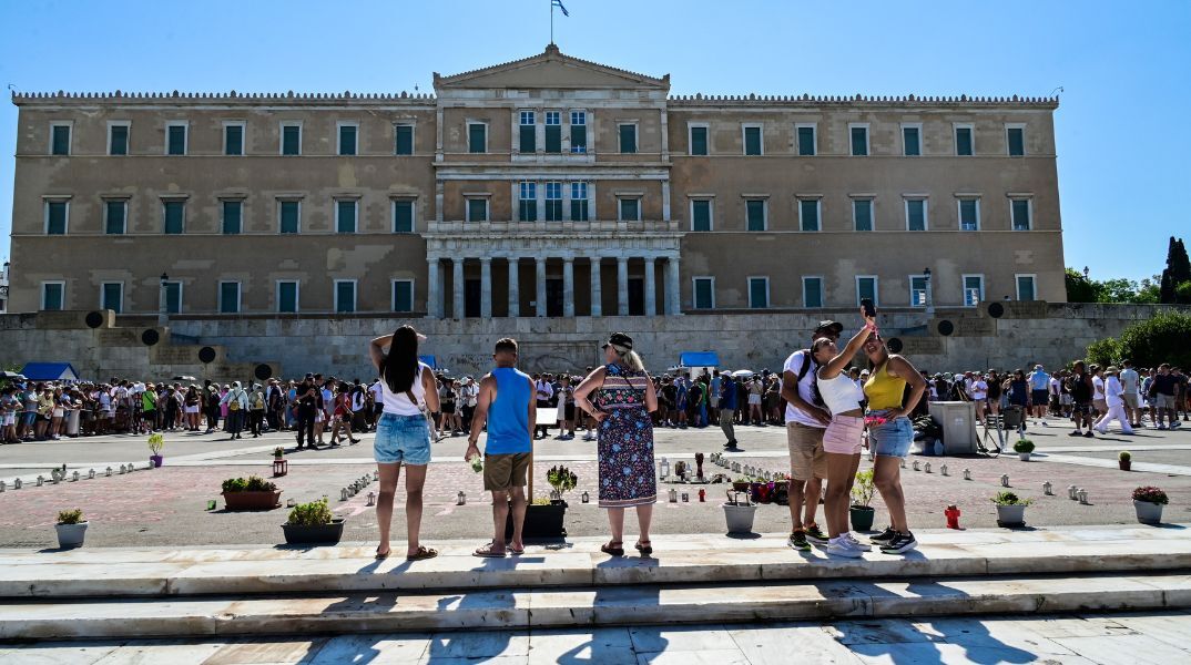 Αθήνα: Πόλη σε βαθύ Αύγουστο