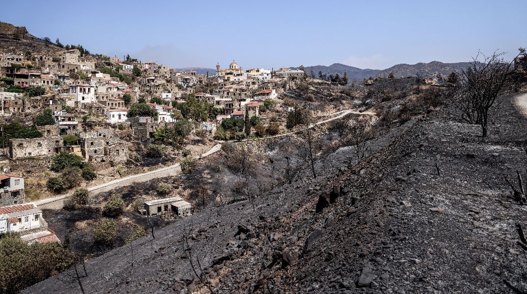Φωτιά στη Χίο: Σχεδόν 70.000 στρέμματα έχουν επηρεαστεί