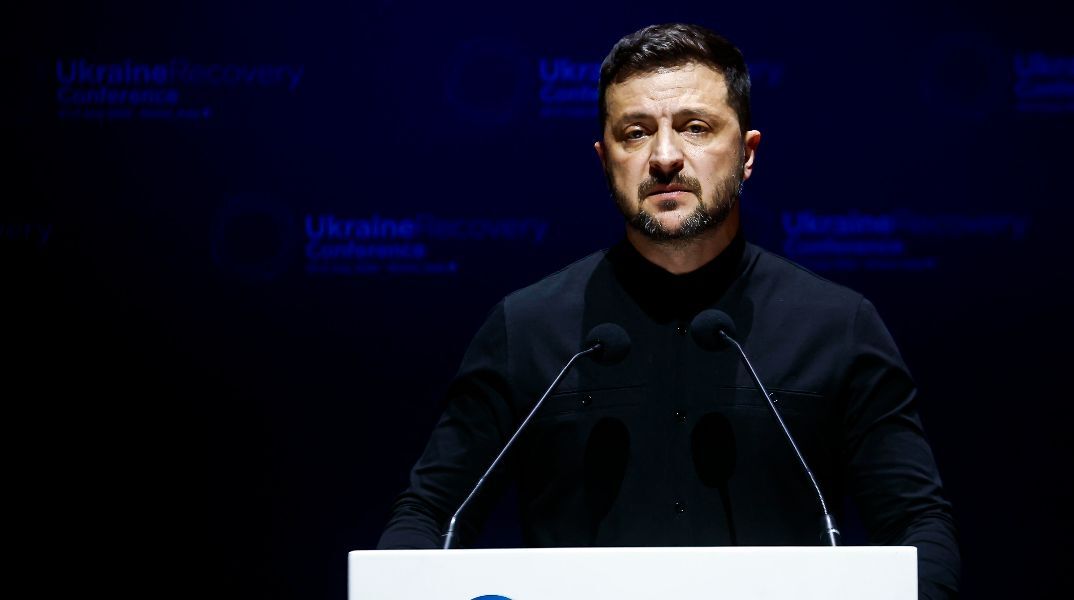 Ο Ζελένσκι γνωρίζει τον κίνδυνο μιας νέας παγίδας στον Λευκό Οίκο – αλλά δεν μπορεί να λείψει από τις ειρηνευτικές συνομιλίες