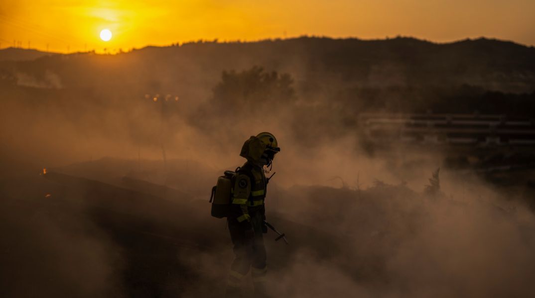 Πάνω από 3,4 εκατ. στρέμματα έχουν καεί στην Ισπανία από την αρχή του έτους - Ειδικοί κρούουν τον κώδωνα του κινδύνου για την κλιματική αλλαγή.