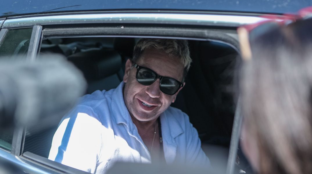 Γιώργος Μαζωνάκης: Εξιτήριο από το Δρομοκαΐτειο - Τα πρώτα λόγια του τραγουδιστή μπροστά στις κάμερες