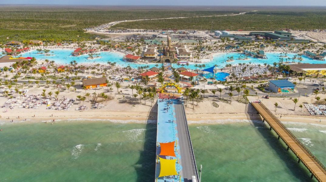 Μπαχάμες: Ένας 79χρονος και μία 74χρονη από τις ΗΠΑ πέθαναν σε ξεχωριστά περιστατικά πνιγμού στο ιδιωτικό θέρετρο 600 εκατ. δολαρίων της Carnival. 