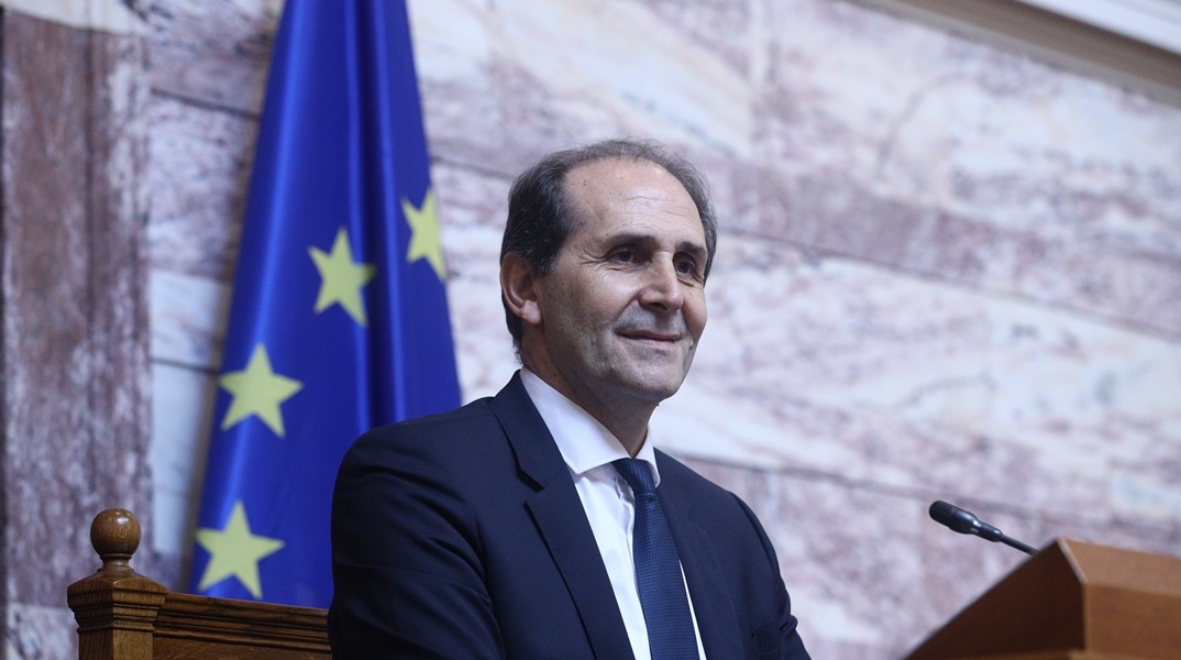 Απόστολος Βεσυρόπουλος