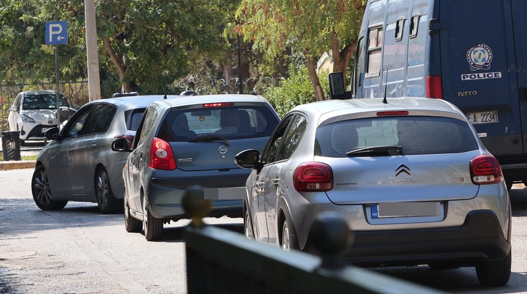 Κακουργηματική δίωξη για τους έξι Τούρκους - Η πολυτελής ζωή και η σύλληψη 