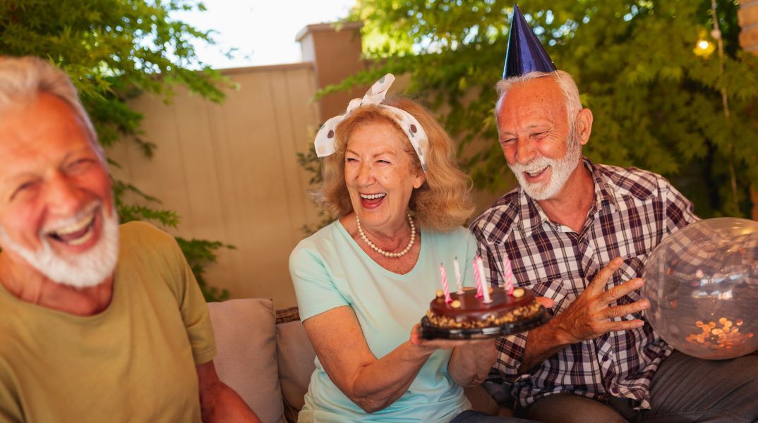 Τι είναι αυτό που έχουν κοινό οι άνθρωποι που φτάνουν τα 100 χρόνια; - Επιστήμονες του Ινστιτούτου Καρολίνσκα στη Στοκχόλμη μελέτησαν χαρακτηριστικά αιωνόβιων