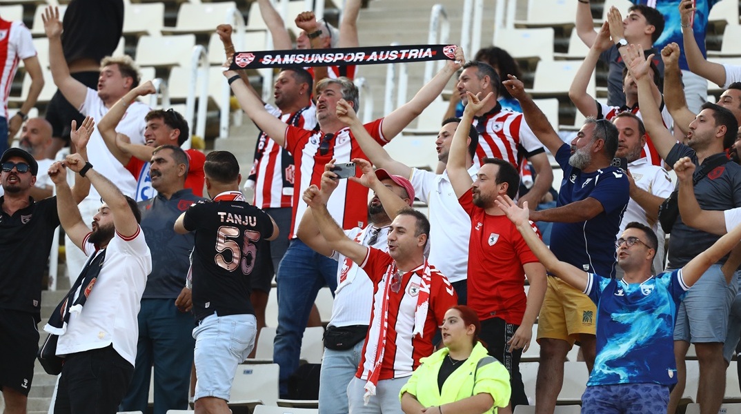 Παναθηναϊκός-Σάμσουνσπορ: Σπουδαία κίνηση από τους Τούρκους φιλάθλους - Μάζεψαν τα σκουπίδια τους μετά το τέλος του αγώνα