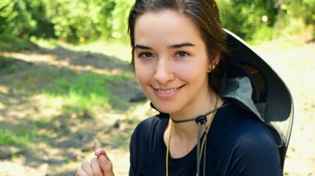 Αμερικανίδα βρήκε μόνη της διαμάντι 2,3 καρατίων για το δαχτυλίδι αρραβώνων της - Η 31χρονη Μισέρ Φοξ πέρασε τρεις εβδομάδες σκάβοντας σε πάρκο του Άρκανσο