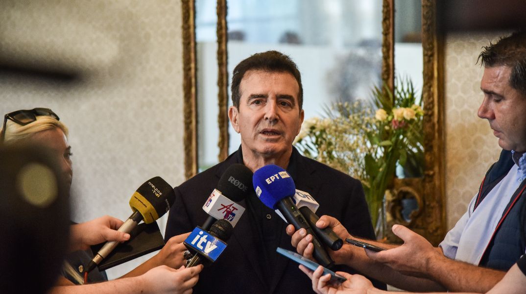 Χρυσοχοΐδης: Δεν άργησε το πόρισμα της Πυροσβεστικής για τα Τέμπη 