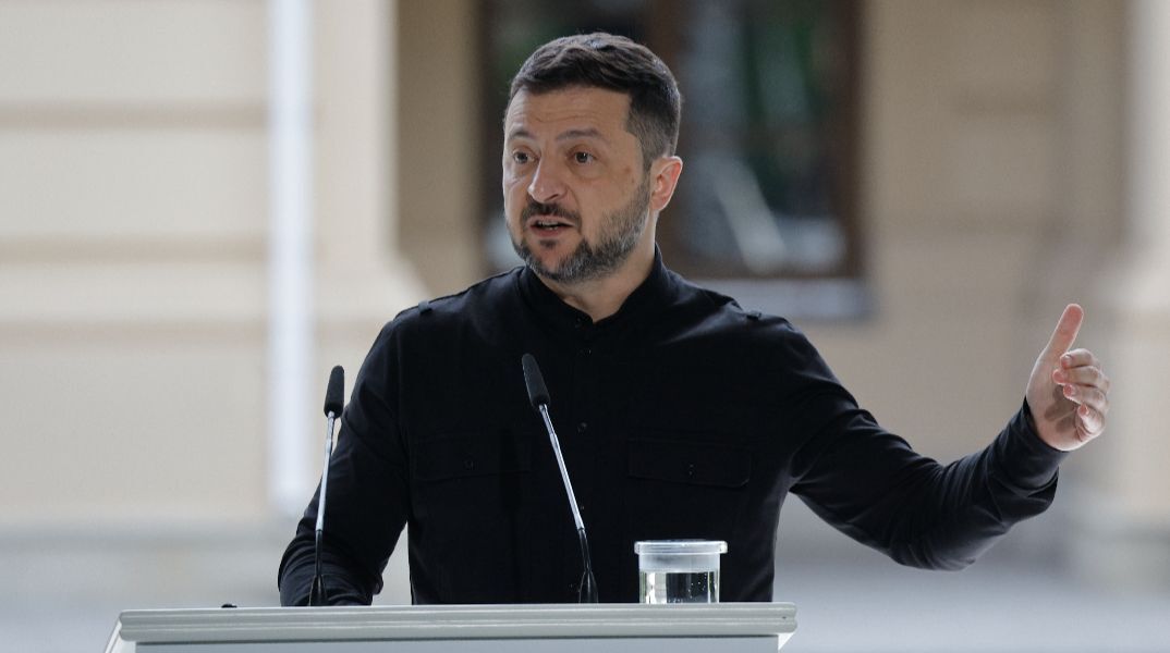 Ζελένσκι: Οι συνομιλίες για εγγυήσεις ασφαλείας πρέπει να γίνουν σε επίπεδο ηγετών