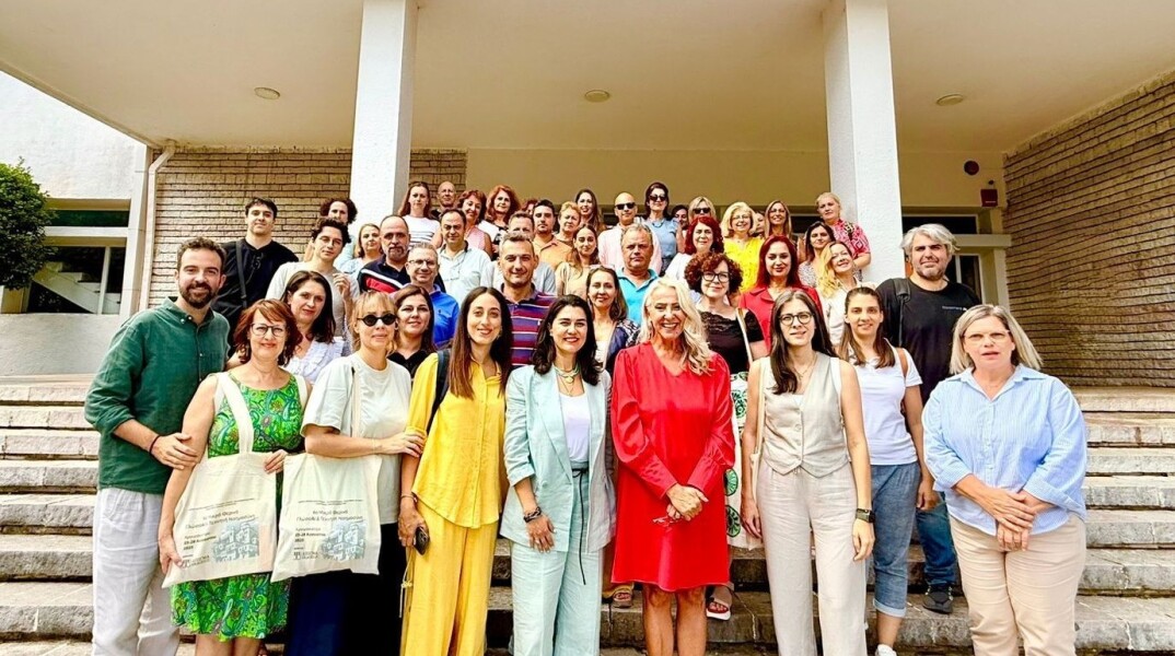 ΓλώσσΑΙ και τεχνητή νοημοσύνη | Ολοκληρώθηκε το 6ο «Μικρό Θερινό» στο Αργυρόκαστρο