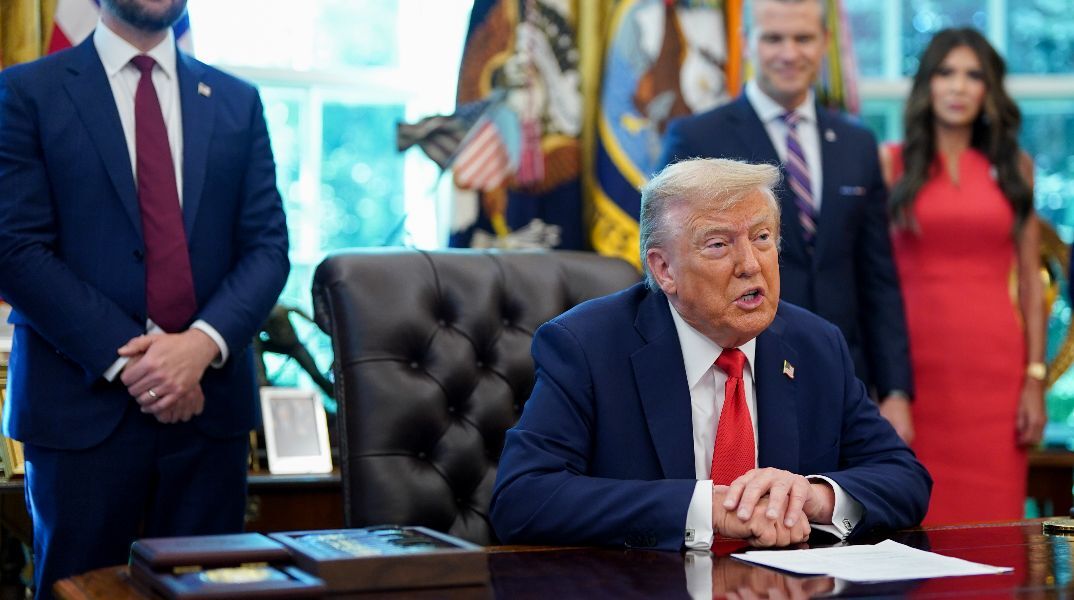 Πώς οι θεωρίες συνωμοσίας για την υγεία του Τραμπ γιγαντώθηκαν στα μέσα κοινωνικής δικτύωσης