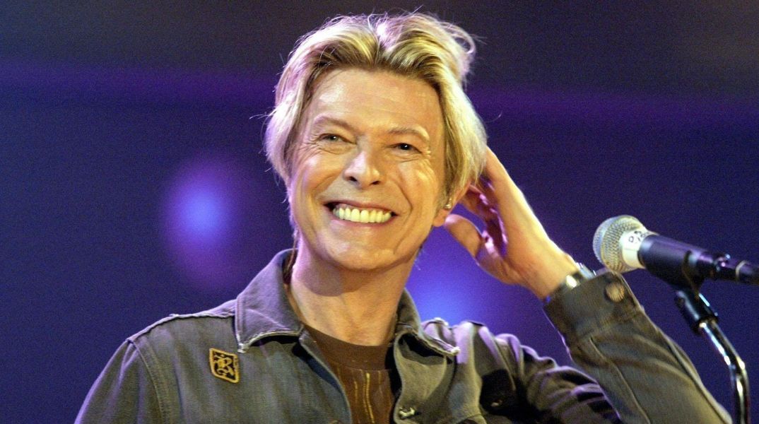 Ανακαλύφθηκε στο γραφείο του Ντέιβιντ Μπόουι το μυστικό του έργο «The Spectator», ένα μιούζικαλ του 18ου αιώνα που φυλασσόταν κρυφό.