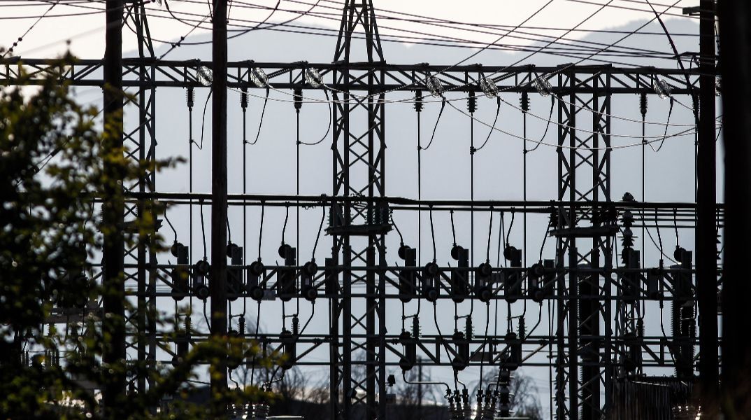 Σε χαμηλό 16μήνου η τιμή του ηλεκτρικού ρεύματος τον Αύγουστο  