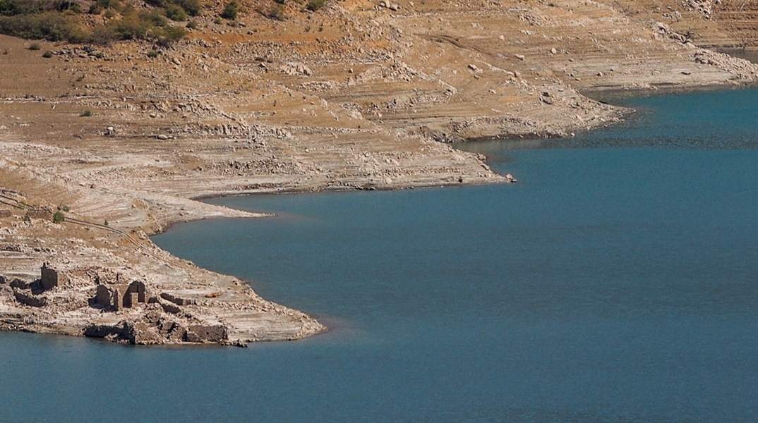 Λίμνη Μόρνου