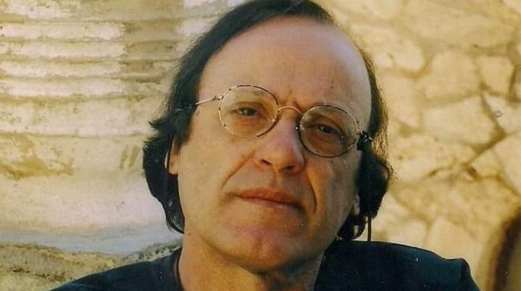 Ο συγγραφέας, κριτικός και εκδότης Τάσος Γουδέλης πέθανε σε ηλικία 76 ετών - Είχε τιμηθεί με το Κρατικό Βραβείο Διηγήματος για το έργο του.