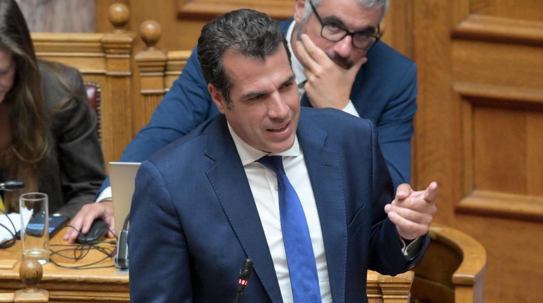 Πλεύρης: Μέχρι την Παρασκευή θα έχουν φύγει από την Κρήτη όσοι εισήλθαν παράνομα το Σαββατοκύριακο