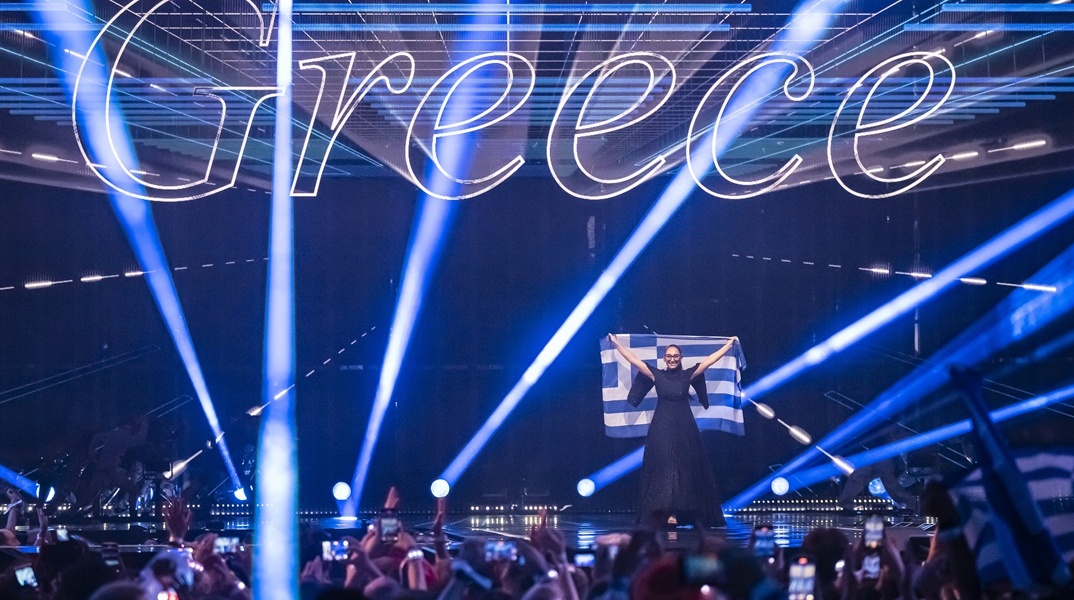 Η Κλαυδία στη σκηνή της Eurovision 2025