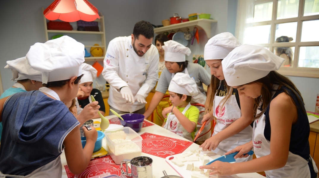 Kids Cooking Club στη Γλυφάδα 