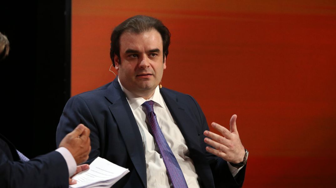 Μήνυμα Πιερρακάκη στους νέους για τις φοροελαφρύνσεις