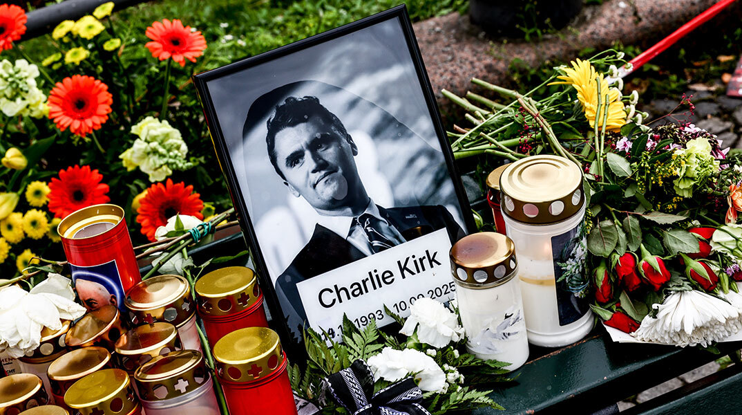 Τσάρλι Κερκ: Η δυστοπία τnς πληροφόρησης και το τίμημα της απορρύθμισης 