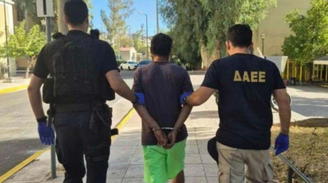 Στη φυλακή ο 32χρονος που συνελήφθη για τους εμπρησμούς στον Υμηττό