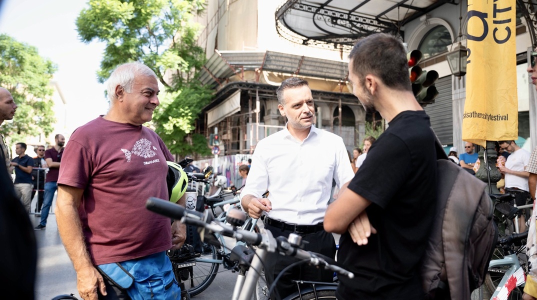 Ο δήμαρχος Αθηναίων, Χάρης Δούκας