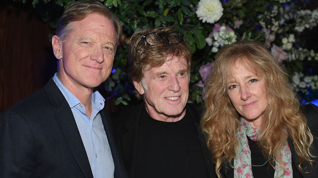 Ρόμπερτ Ρέντφορντ: Ο θάνατος του ηθοποιού ξαναφέρνει στο προσκήνιο την αναζήτηση του υπόπτου για τη δολοφονία του φίλου της κόρης του το 1983.