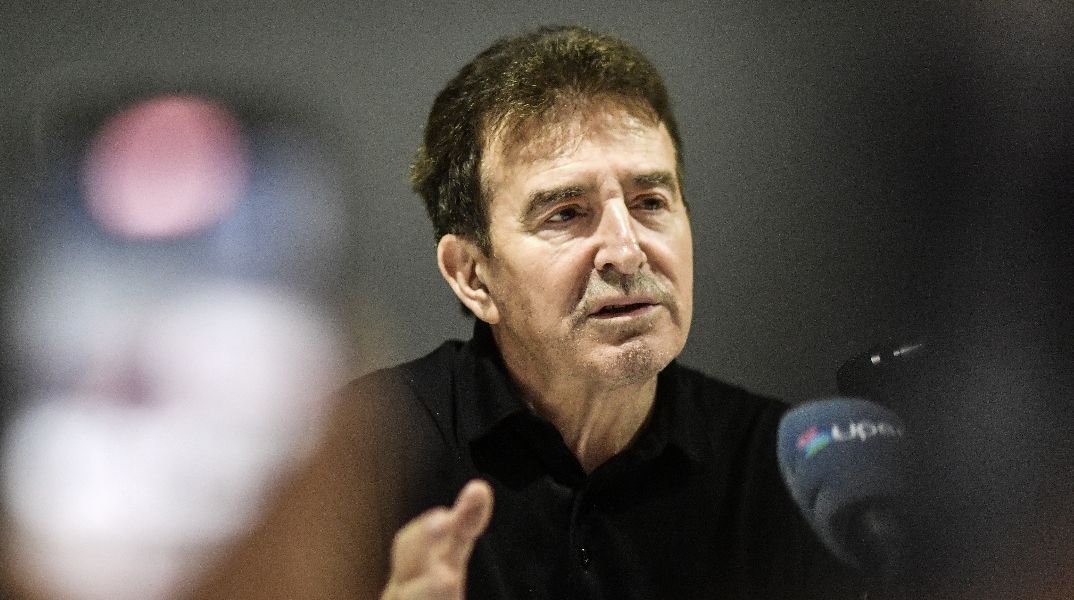 Χρυσοχοΐδης: Αστυνομικοί θα περιπολούν μέσα στους καταυλισμούς των Ρομά - Τέλος στην ανοχή