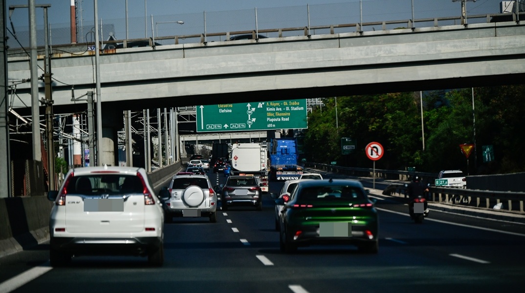 Αττική Οδός με κίνηση