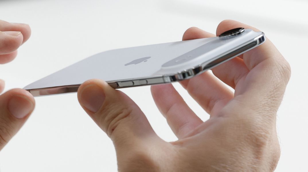 Το iOS 26 της Apple φέρνει νέα χαρακτηριστικά στα iPhone που δίχασαν τους χρήστες - Δείτε πώς να κλείσετε τέσσερις επίμαχες λειτουργίες