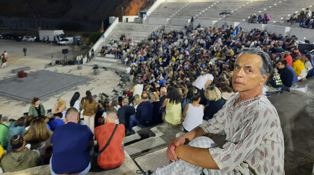 Με συχνοουρία σε αρχαία τραγωδία