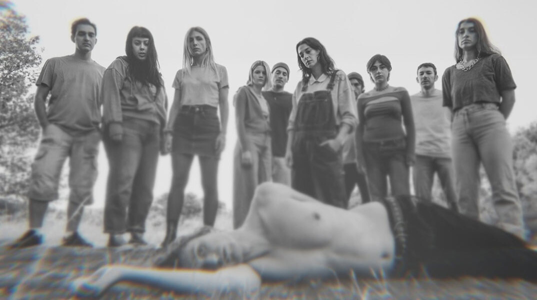 Το DNA του Ντένις Κέλι στο Θέατρο Φούρνος