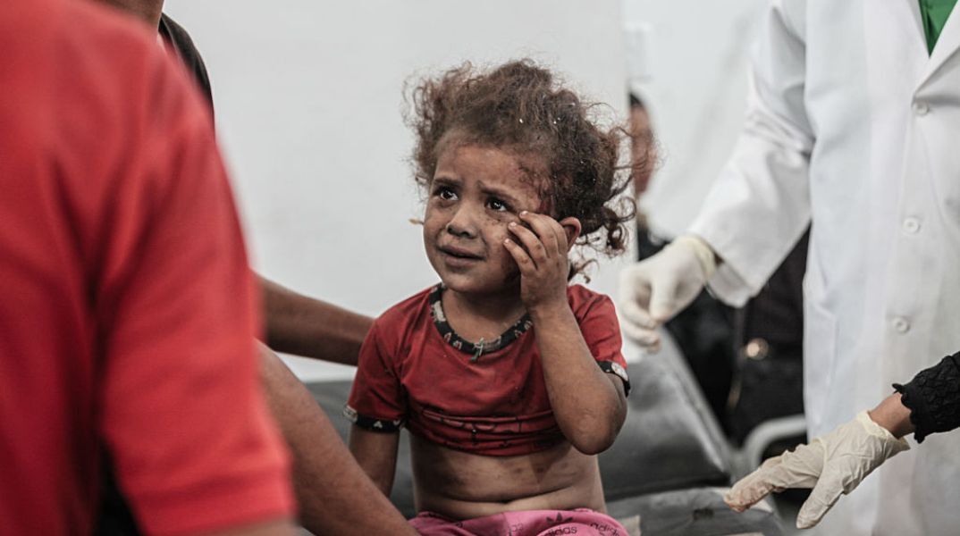 Γάζα: Επεμβάσεις χωρίς αναισθητικά και παυσίπονα με το σταγονόμετρο - Τι συμβαίνει αυτή τη στιγμή στα νοσοκομεία