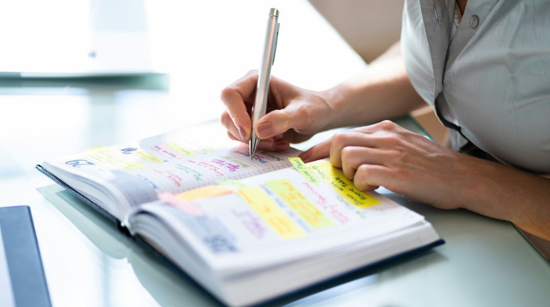 Μελέτη: Η ενεργητικότητα, η οργάνωση και η υπευθυνότητα συνδέονται με μεγαλύτερη μακροζωία, ενώ άγχος και κυκλοθυμία με μικρότερο προσδόκιμο ζωής.