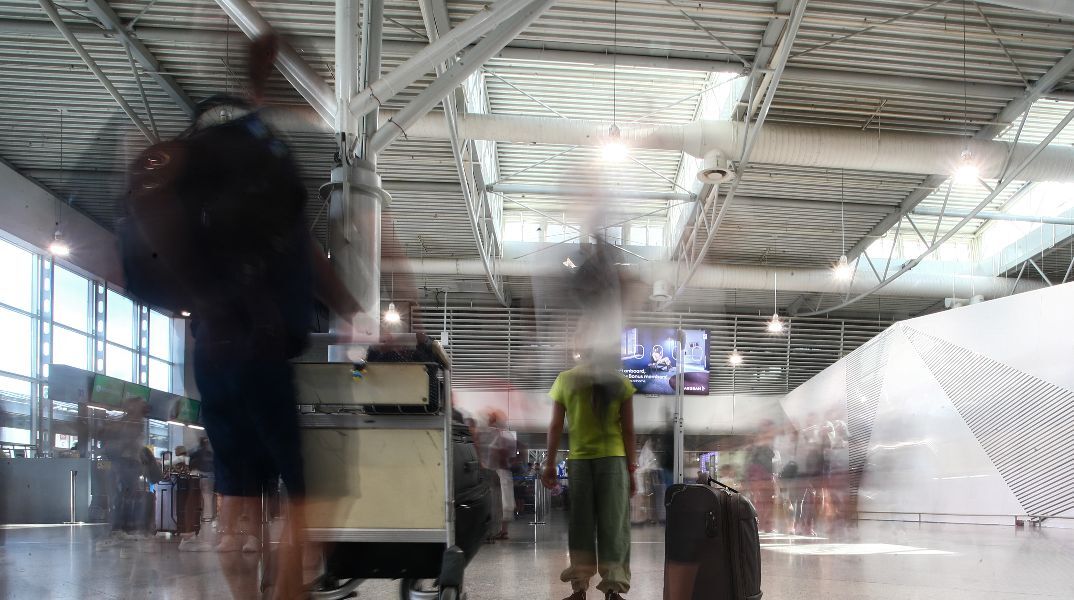 Συνεχίζονται οι καθυστερήσεις στο Ελ. Βενιζέλος - Επιμένουν οι ελεγκτές στις «28 ασφαλείς πτήσεις»