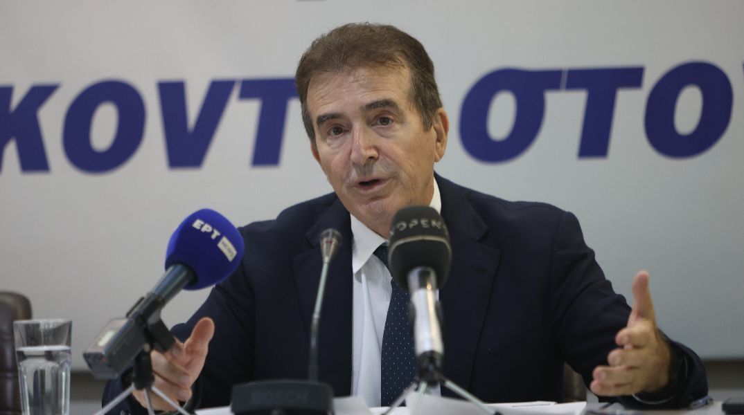 Χρυσοχοΐδης: Δημιουργούμε ειδικό σώμα με 50 άοπλους αστυνομικούς ως διαμεσολαβητές με τους Ρομά