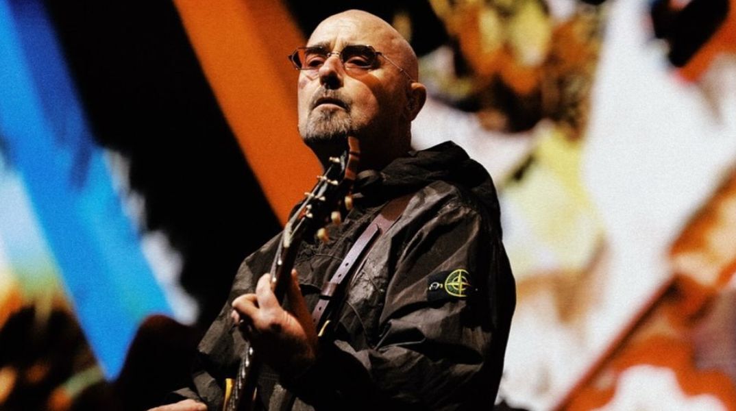 Ο Πολ «Bonehead» Άρθουρς των Oasis ακυρώνει εμφανίσεις λόγω καρκίνου του προστάτη - Δηλώνει ότι ανταποκρίνεται καλά και θα επιστρέψει στο συγκρότημα.
