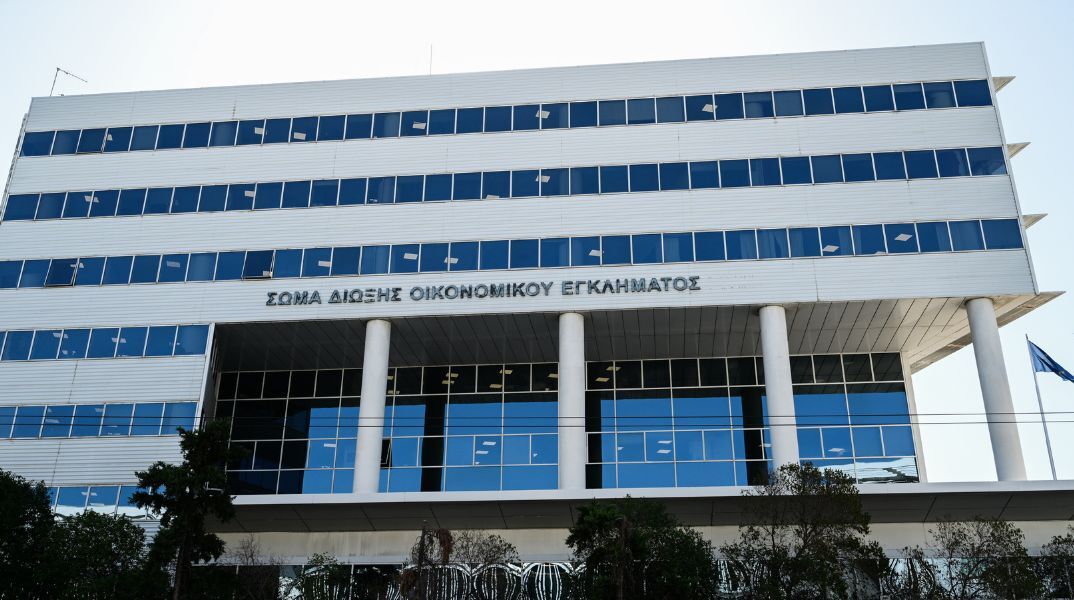 Πέντε προφυλακιστέοι για το κύκλωμα εικονικών τιμολογίων ΦΠΑ - Στη φυλακή ο φερόμενος αρχηγός - Τι υποστήριξαν οι κατηγορούμενοι. 