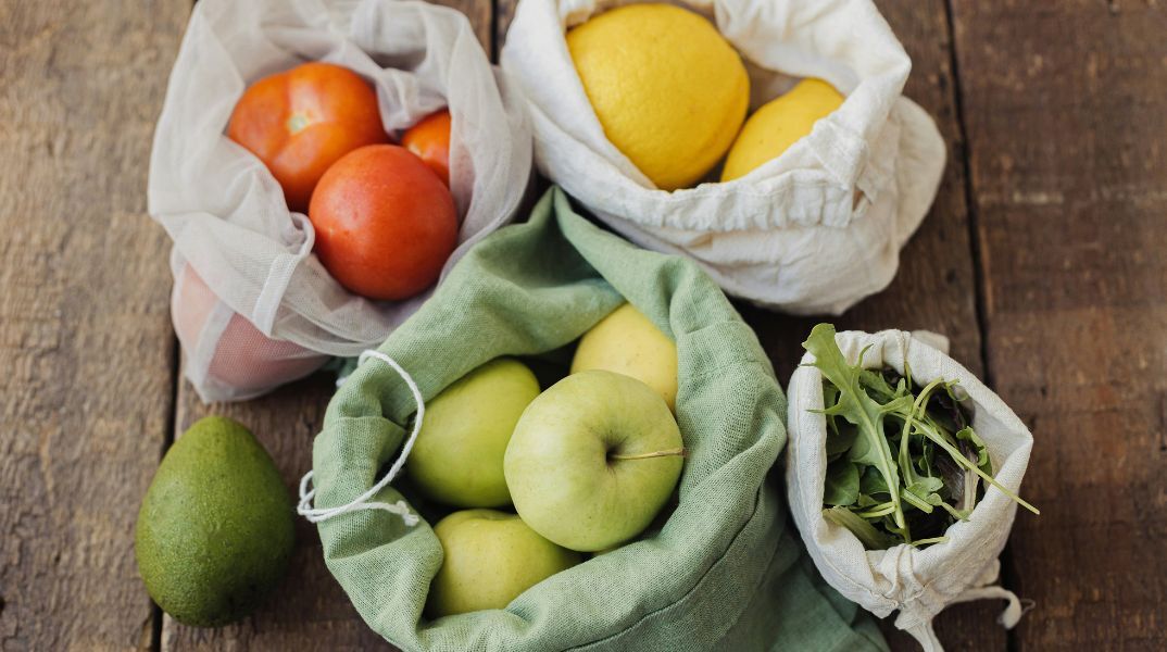 ΕΛΣΤΑΤ: Το 7% του πληθυσμού της χώρας αντιμετώπισε πέρυσι μέτρια ή σοβαρή ανεπάρκεια τροφής, ενώ το 1,6% σοβαρή ανεπάρκεια