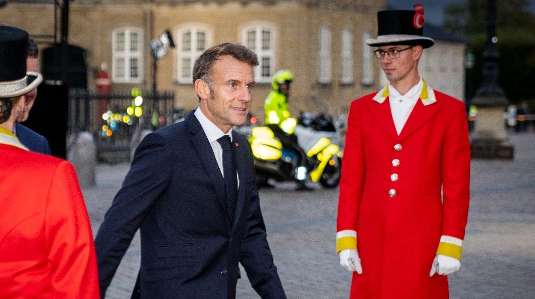 Γαλλία: Απομονωμένος ο Μακρόν - Τα σενάρια για τις επόμενες κινήσεις του